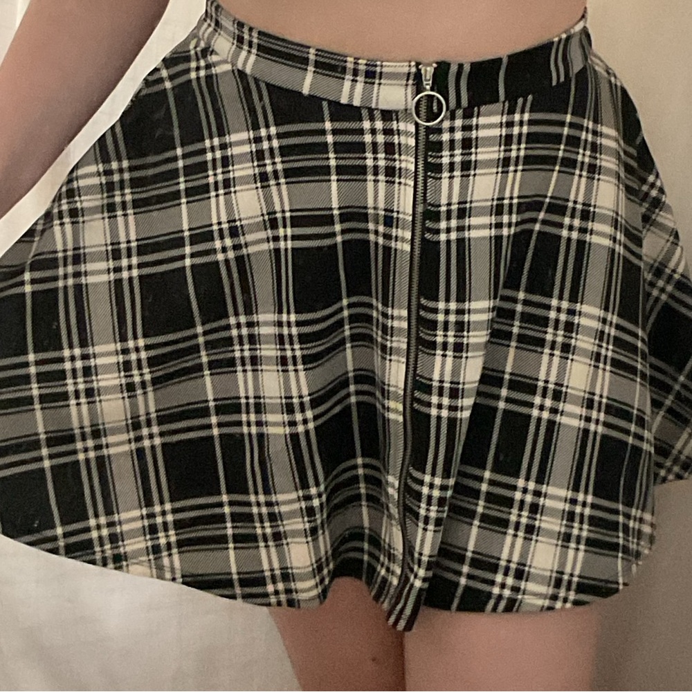 HOT TOPIC Plaid Skirt